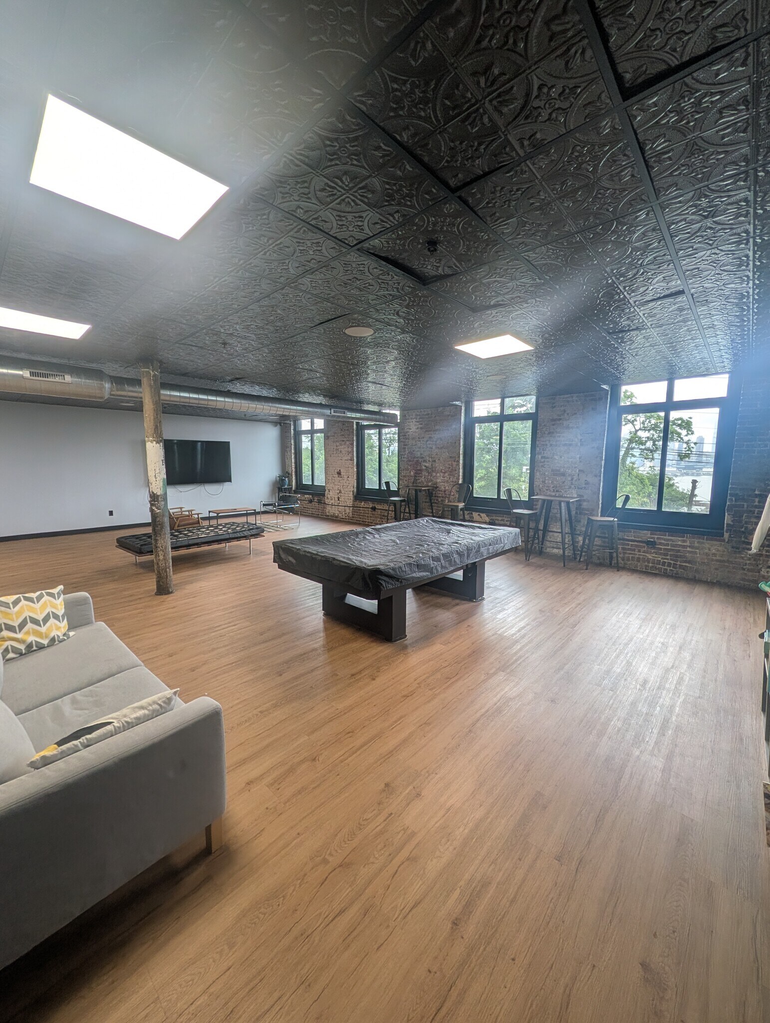 community room - 518 Gregory Ave