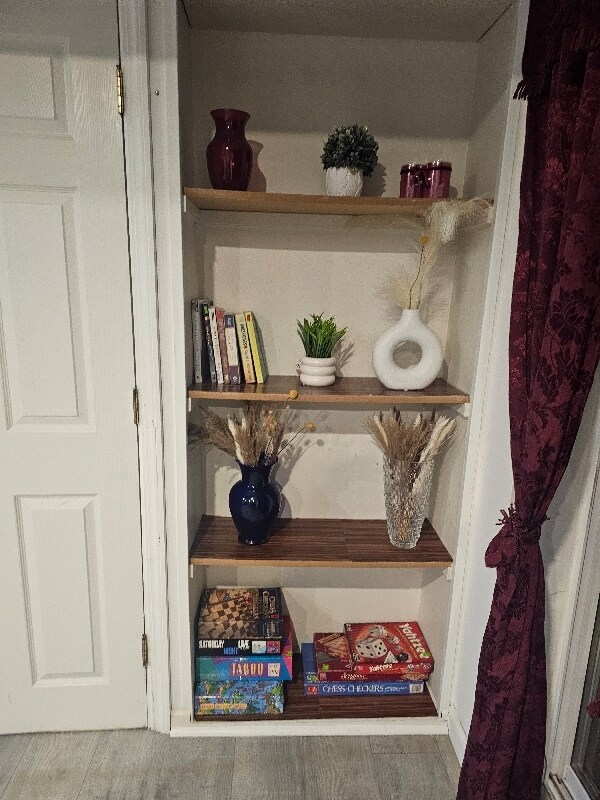 Building Photo - 4 Parente Ln N