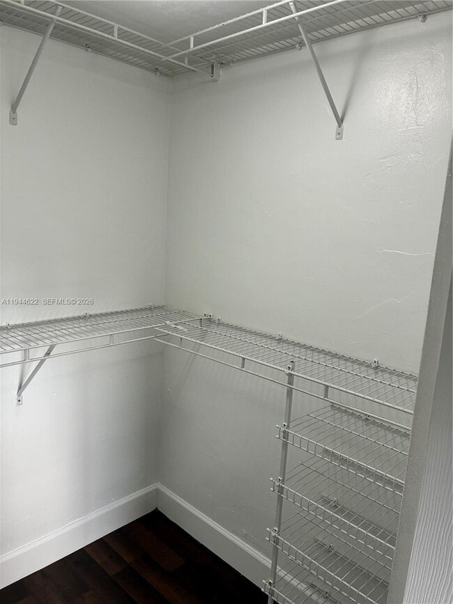 Building Photo - 2481 SW 82nd Ave