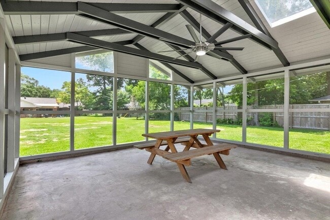 Building Photo - 4615 Barton Ln