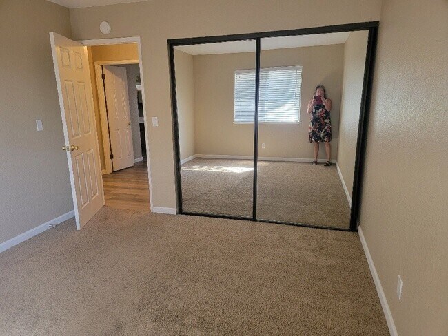 Building Photo - Very Nice 3bd 2 bath House for rent in Cameron Park