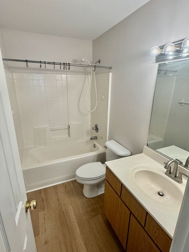 Building Photo - 1562 Indiana Ave