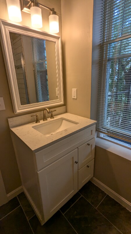 Building Photo - 3 State St