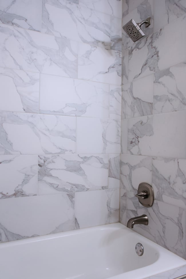 Building Photo - Wheeling, Lexington Commons 2BR/2BA 1 Garage & 2 Pools!