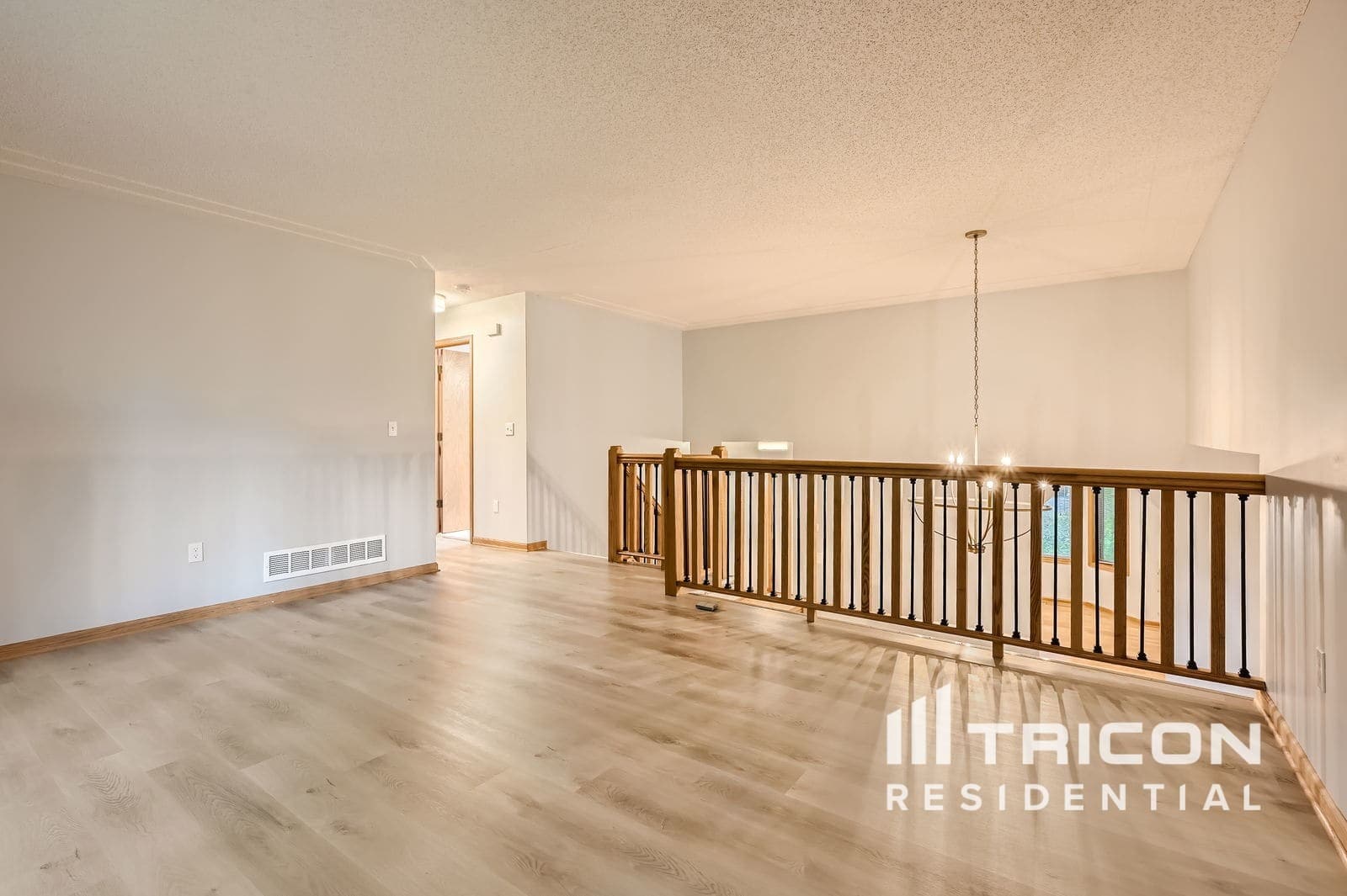 Building Photo - 54 Rosewood Dr