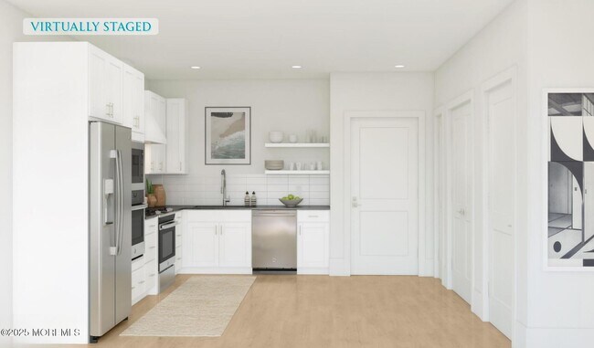 Building Photo - 215 2nd Ave