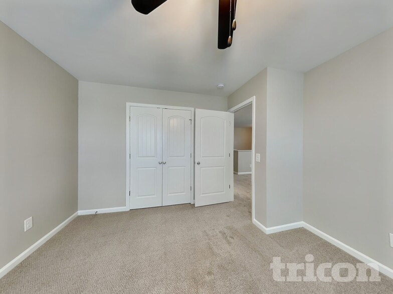 Building Photo - 1050 Paddock Park Cir