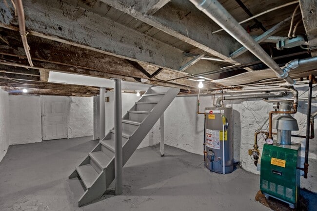 Building Photo - Beautiful 2 bedroom home in Rankin available May 1!