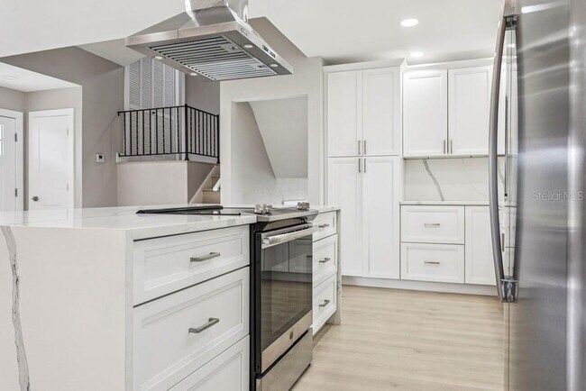 Building Photo - 8200 136th St