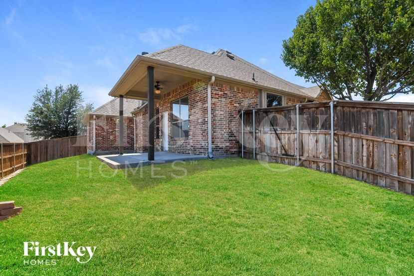 Building Photo - 9801 Brazoria Trail