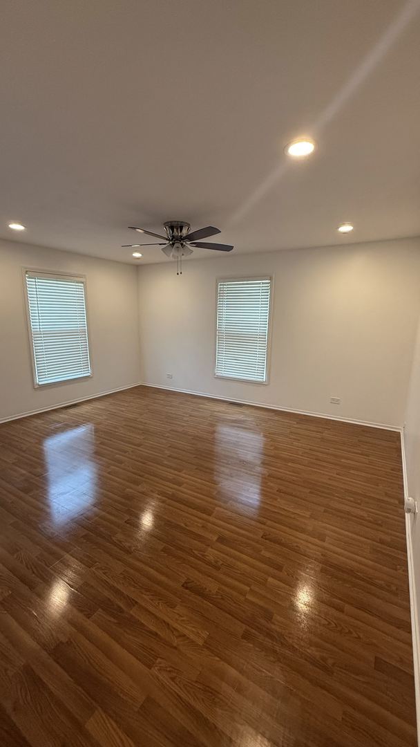 Building Photo - 306 Russet Way