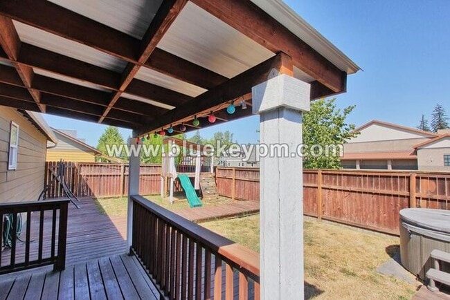 Building Photo - 3 Bed, 2 Bath Home in Battle Ground