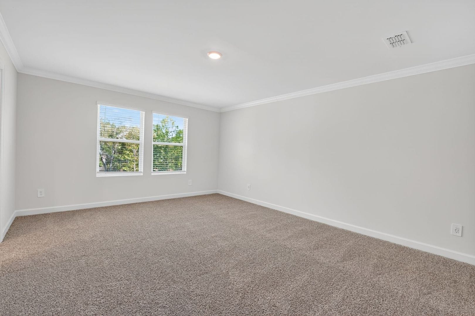 Building Photo - 2143 Rolling Hls Ct