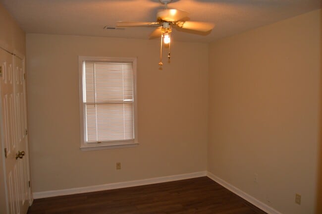 Building Photo - 311 Vance St