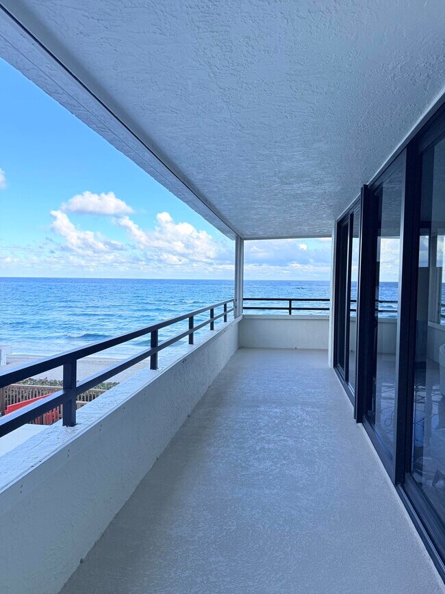 Building Photo - 3560 S Ocean Blvd