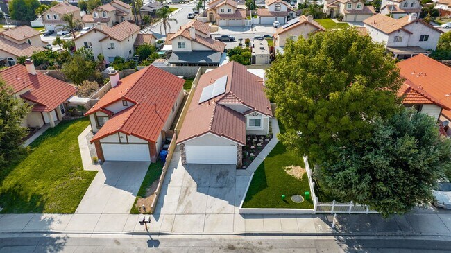 Building Photo - COMING SOON - Beautiful Highland Home