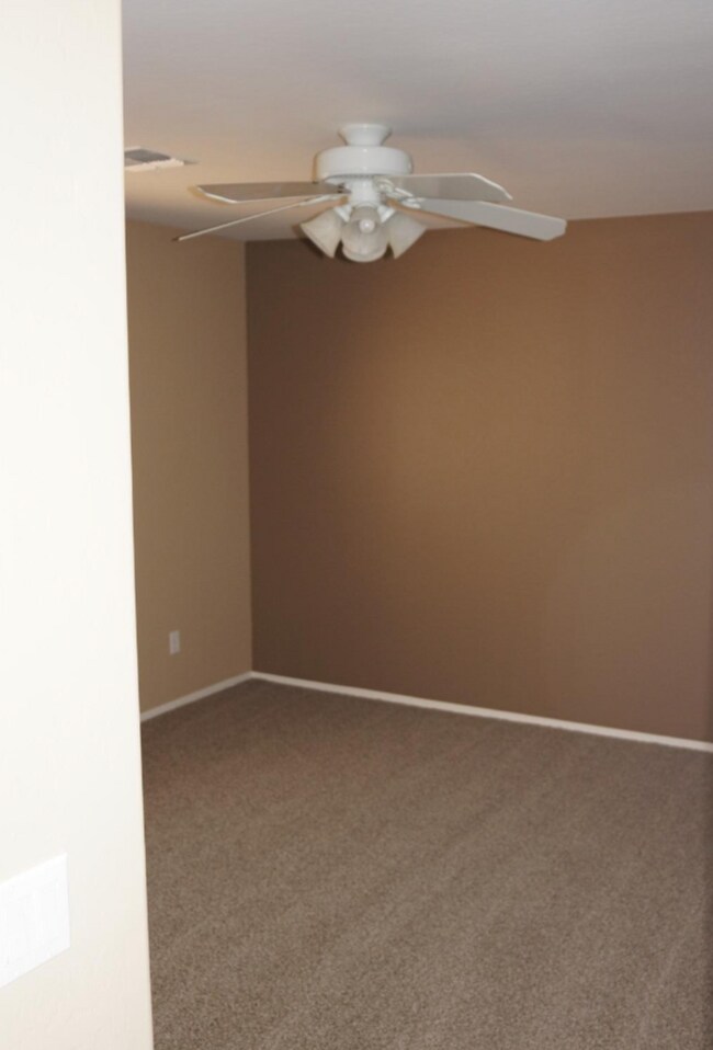 Building Photo - A must-see, amazing 4 Bed 3 Bath, 3 Car Garage, Single Family Home, Community Pool!
