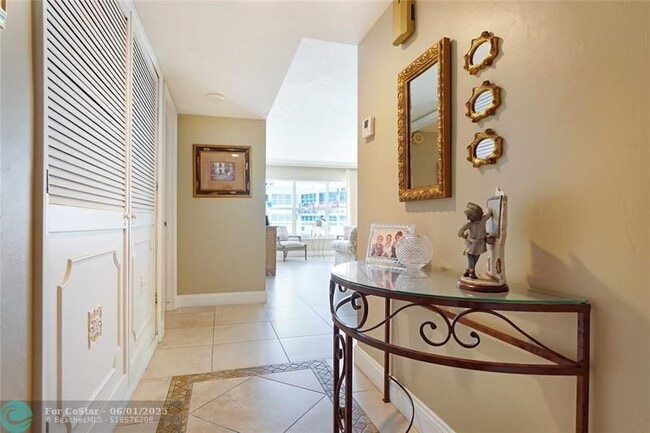 Building Photo - 3750 Galt Ocean Dr
