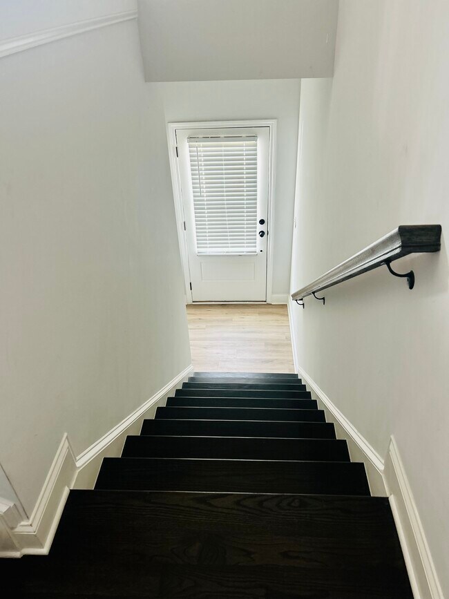 Building Photo - 2625 Sarah Carlin Ct
