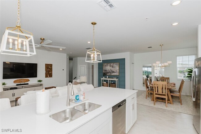 Building Photo - 6052 Ellerston Wy