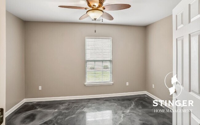 Building Photo - 43 Shadow Moss Dr
