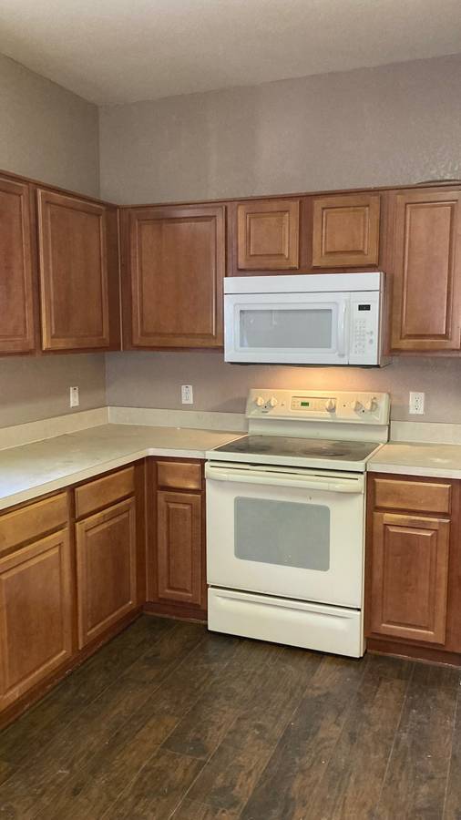 Building Photo - 3705 Cattlebaron Dr