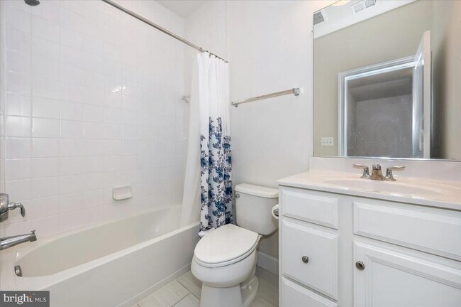 Building Photo - 45366 Daveno Square