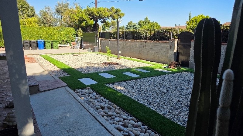 Building Photo - 12345 winnetka