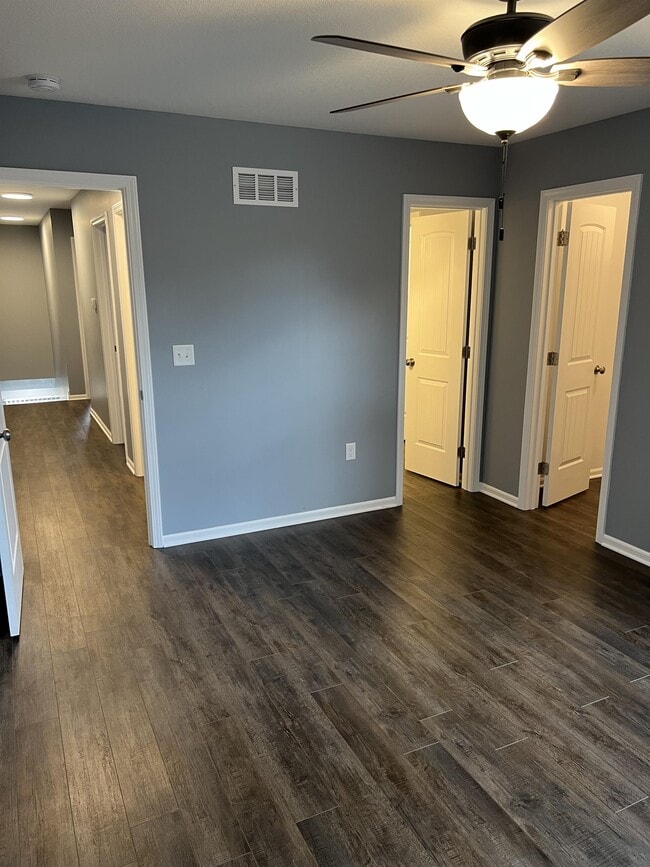 Building Photo - 891 W Gay St