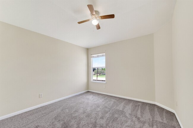 Building Photo - 16119 Gavin Ln