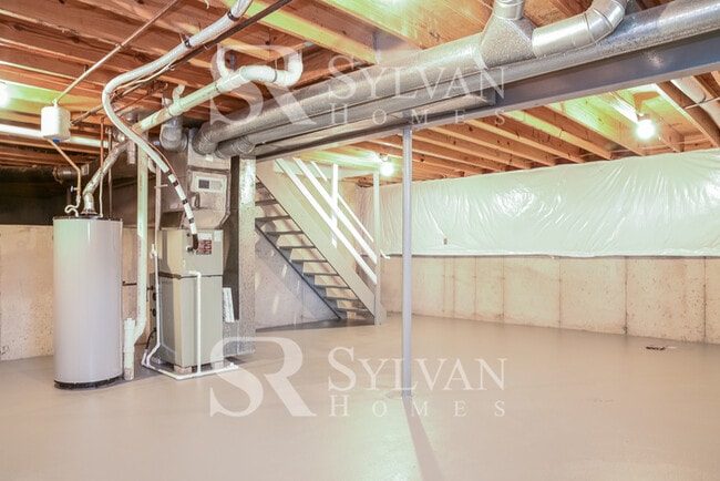 Building Photo - Carve Out a Great Life Here!