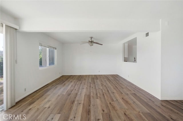 Building Photo - 5540 E Vista Del Este