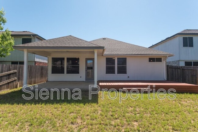 Building Photo - 909 House Creek Dr
