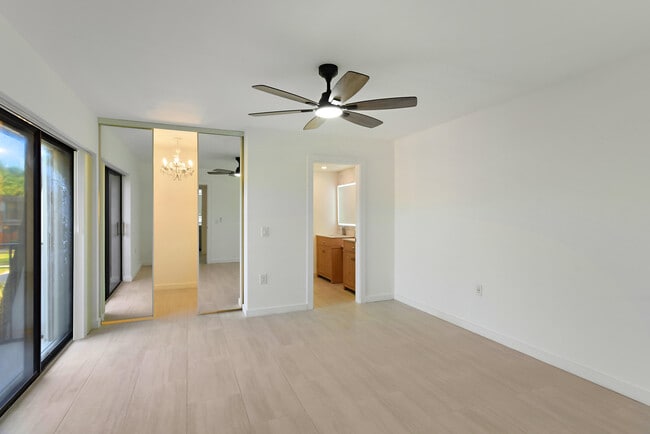 Building Photo - 2018 20th Ct