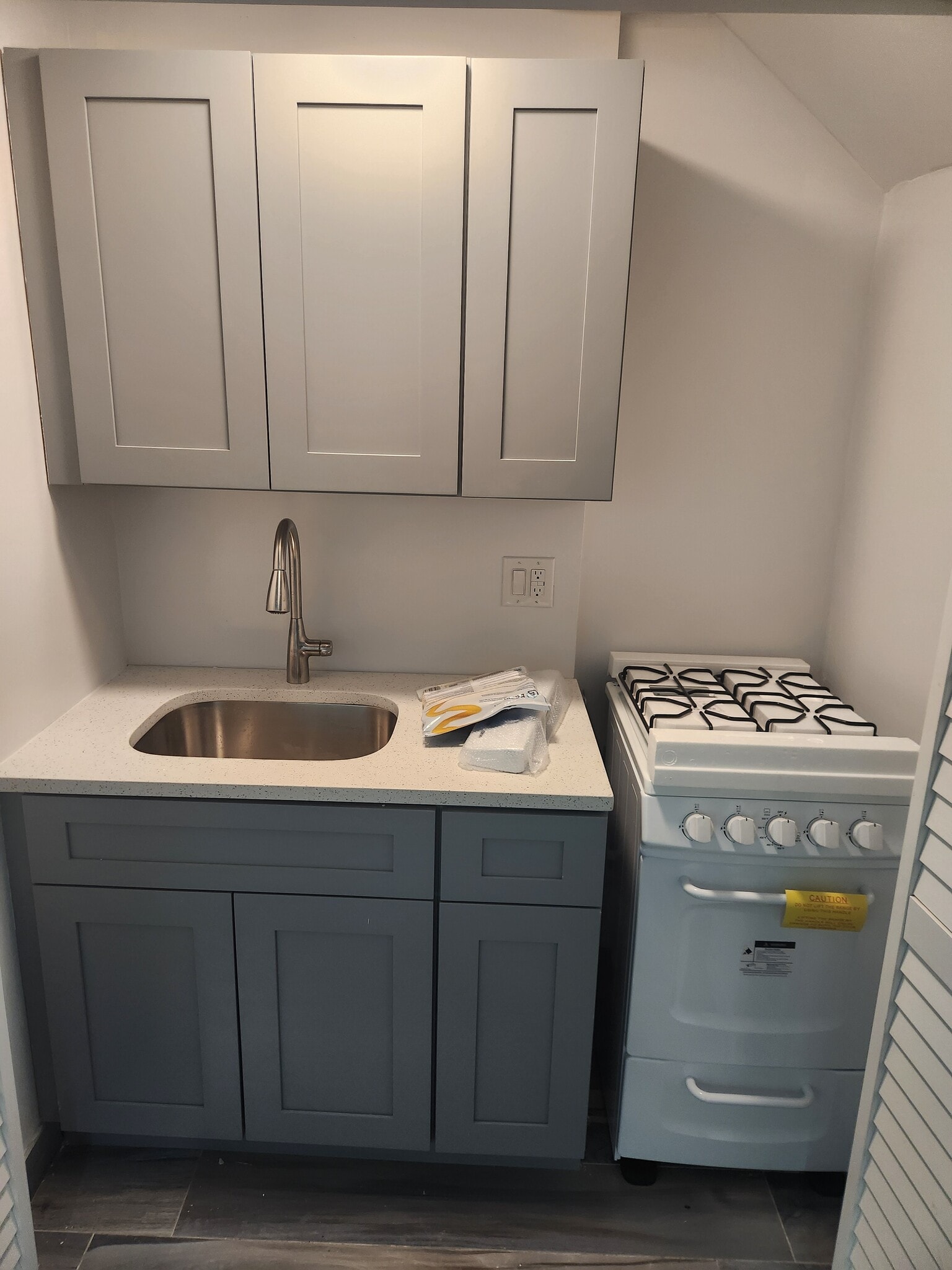 Building Photo - 309 Corbin Ave