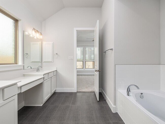 Building Photo - 416 Ridgewell Lp