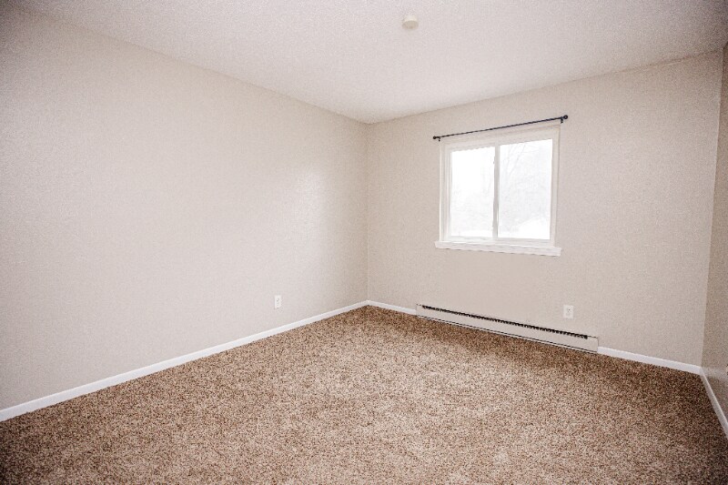 Building Photo - 6730 Hill Ave