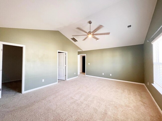 Building Photo - 127 Poplarville Dr