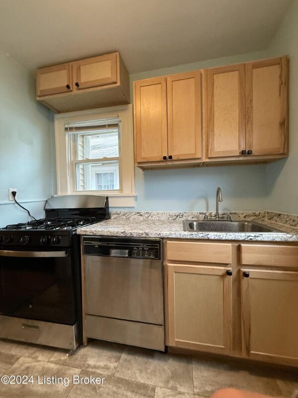 Building Photo - 1234 W Woodlawn Ave