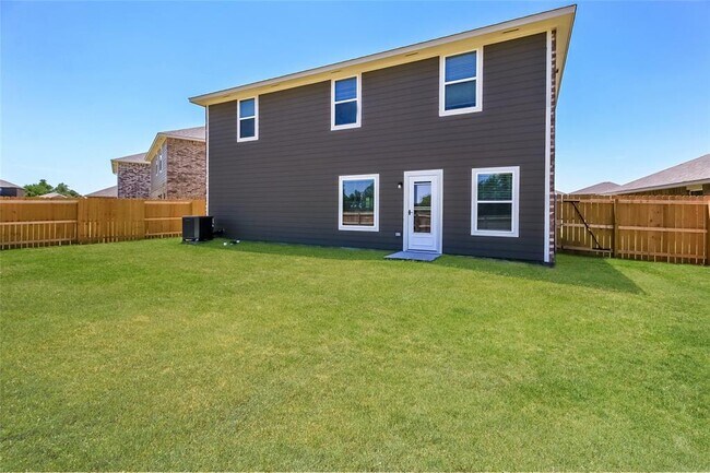 Building Photo - 1607 Crimson Lake Blvd