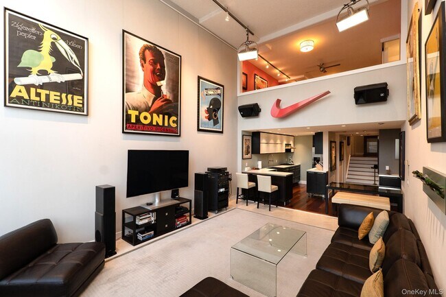 Building Photo - 1 Landmark Sq