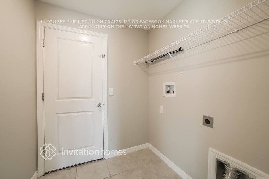 Building Photo - 1893 Crinkle Leaf Ct