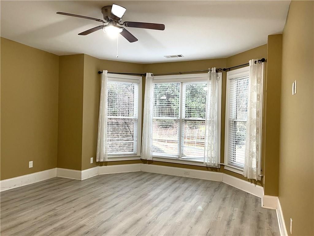 Building Photo - 3816 Chamblee Dunwoody Rd