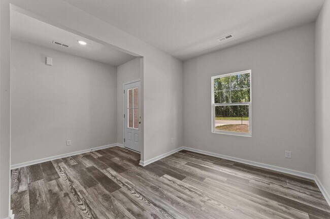 Building Photo - Coming Soon!