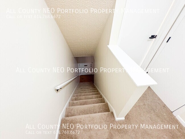 Building Photo - 233 Hamilton Ave