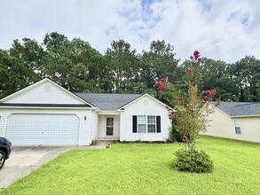 Building Photo - 110 Sycamore Dr