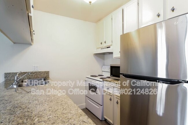 Building Photo - 615 Vine St