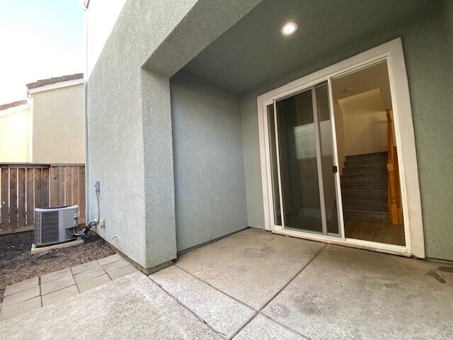 Building Photo - Charming 3-Bedroom, 2.5-Bath, 1,453 Sq. Ft...