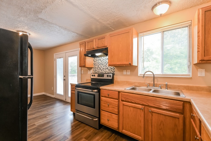 Building Photo - 907 Coolee Ln