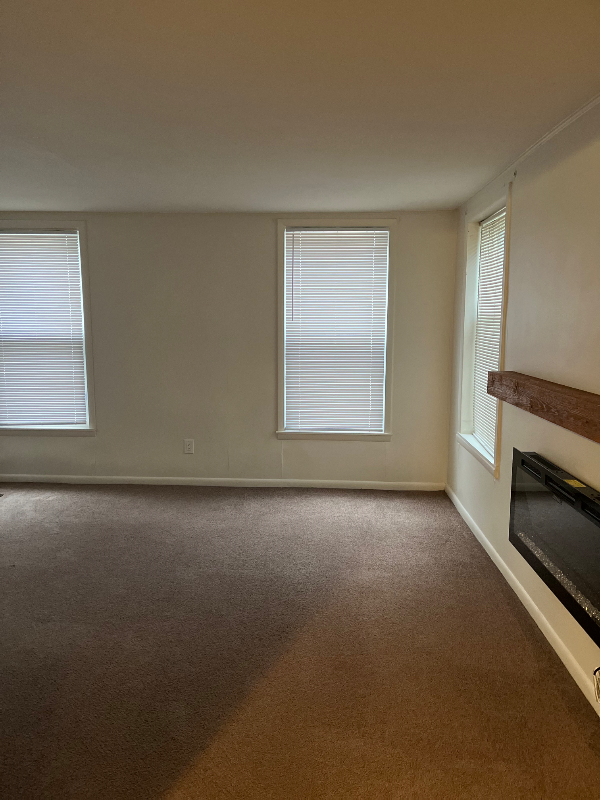 Building Photo - 604 Loras Blvd